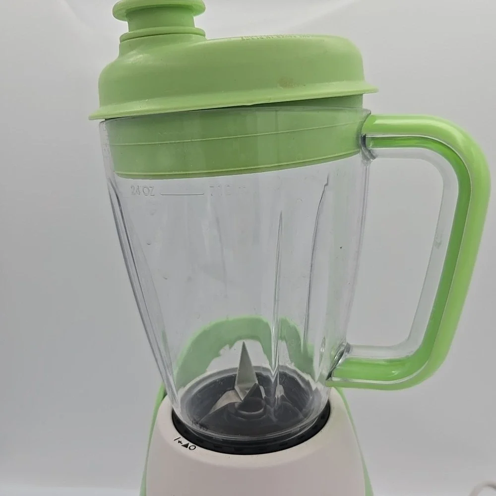 NUK with Oster Smoothie and‎ Baby Food Maker